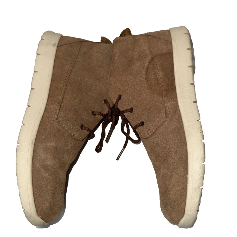 UGG Canoe II chukka boots in chestnut suede Size 5